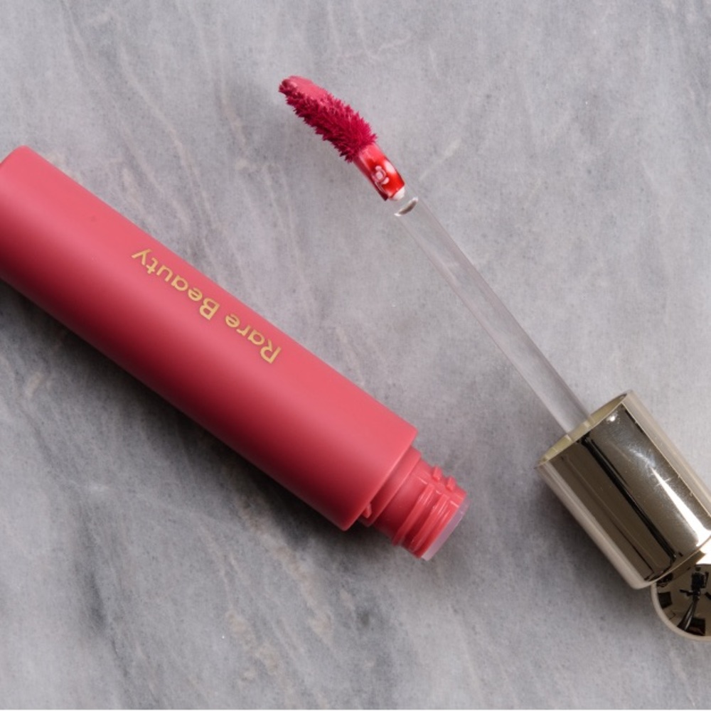 Viral Rare beauty Lip Oil Shade Wonder